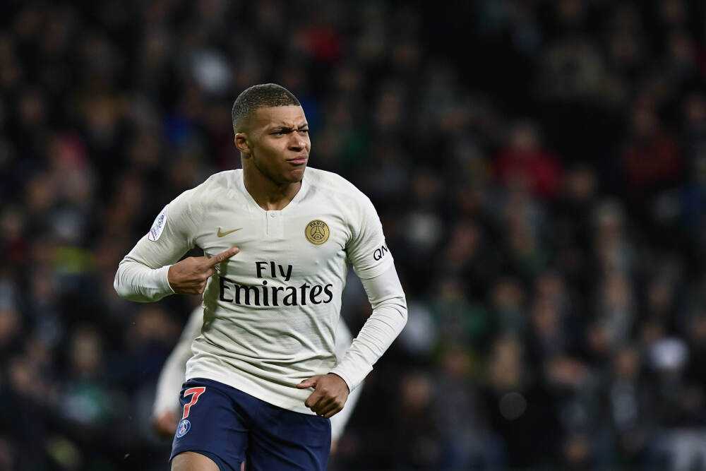 夫妻之间，最伤丈夫心的，往往是妻子这3种行为，错不了